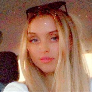 Meet your Posher, Kenzie